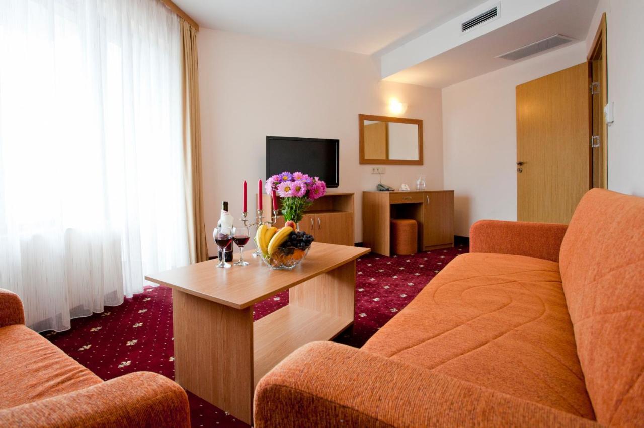 Hotel Coop Rozhen Pamporovo Luaran gambar